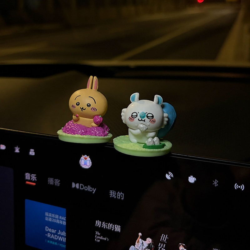 Figurine Anime Chiikawa Hachiw - Car Accessories Japanese ulasan dan harga